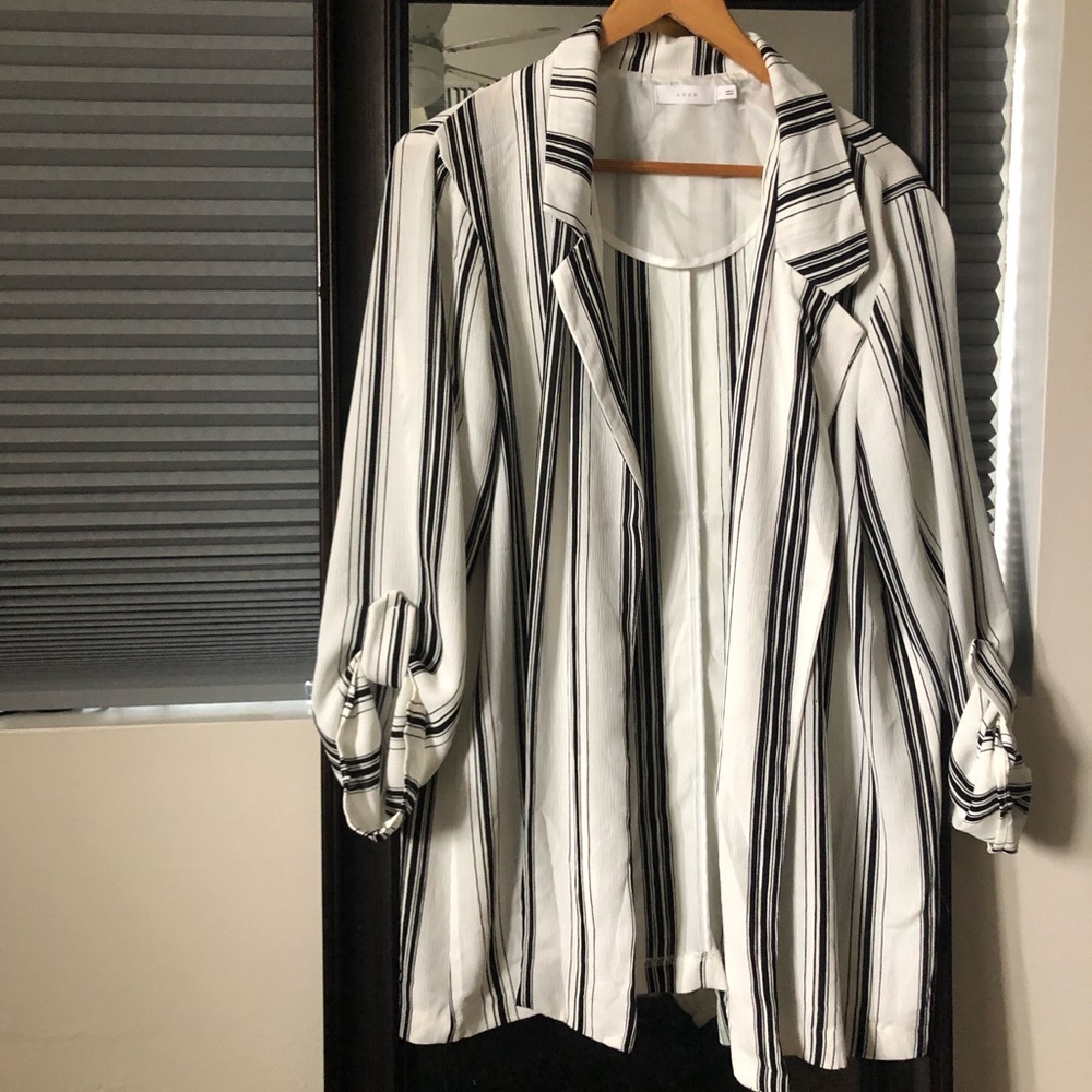 LUSH blazer